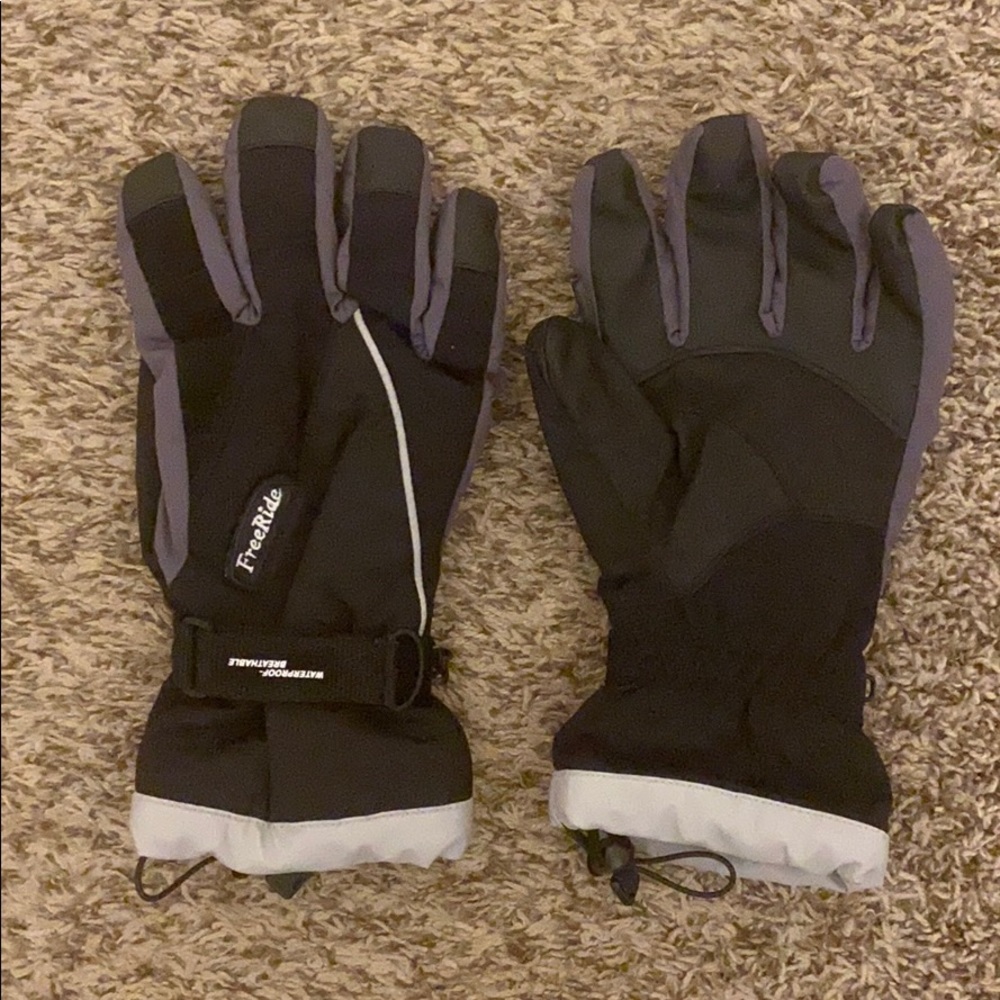 Winter gloves